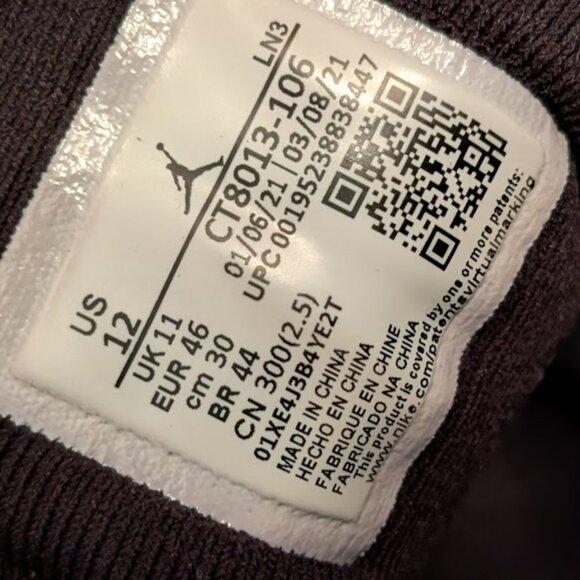 S7 2021 JORDAN 12 Retro Twist Sneakers - Picture 7 of 11